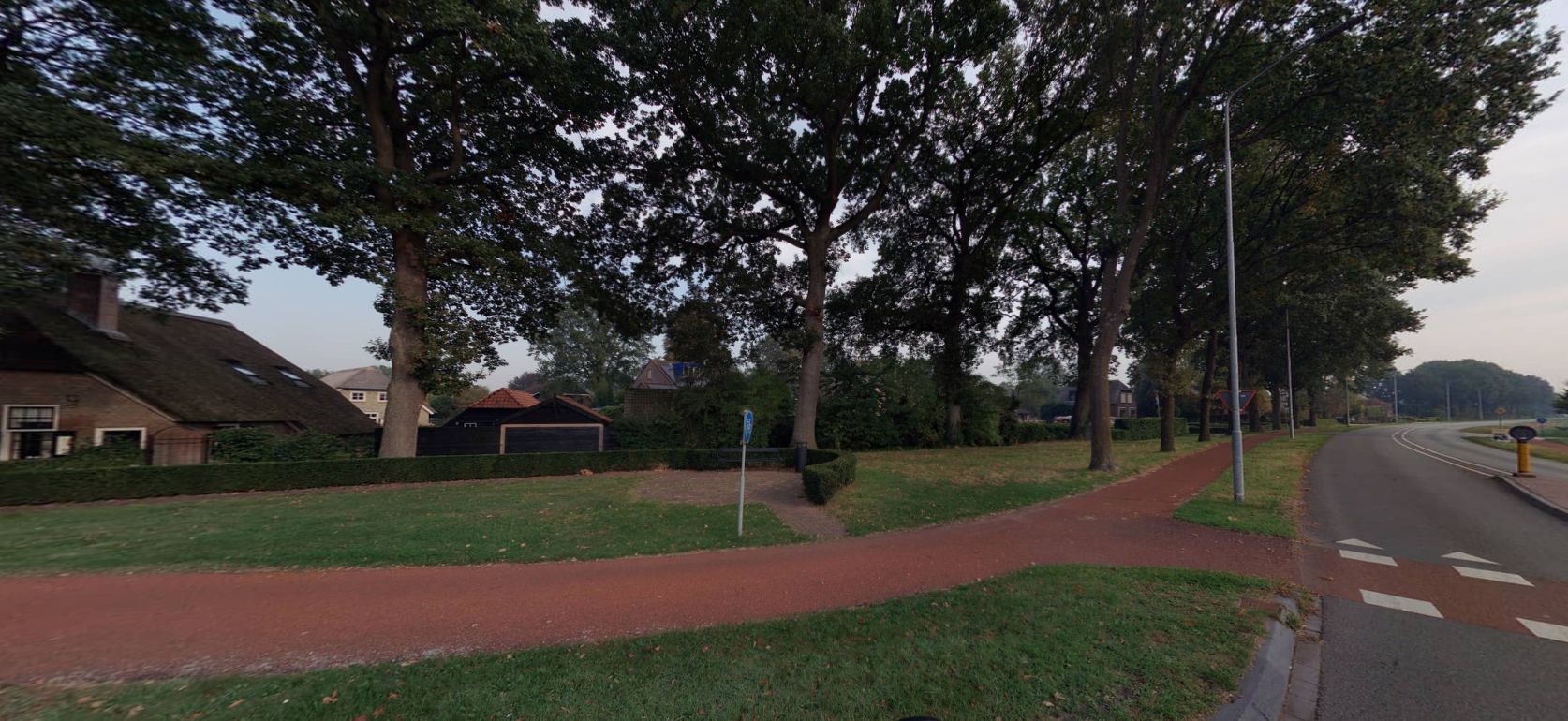 Zuiderzeestraatweg, de gekozen locatie voor de nieuwe hondenren